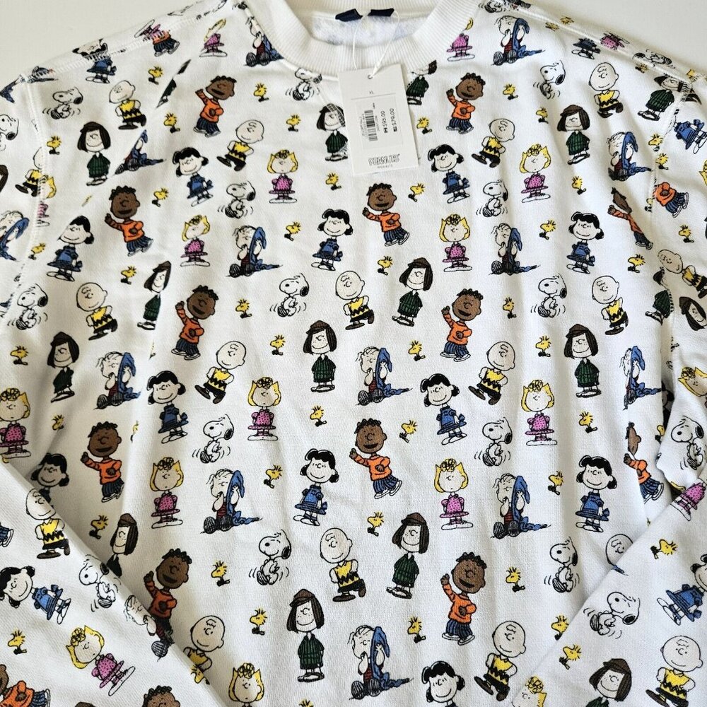 Janie and Jack NWT XL Snoopy Peanuts Adult Pullover Sweatshirt - Picture 3 of 3